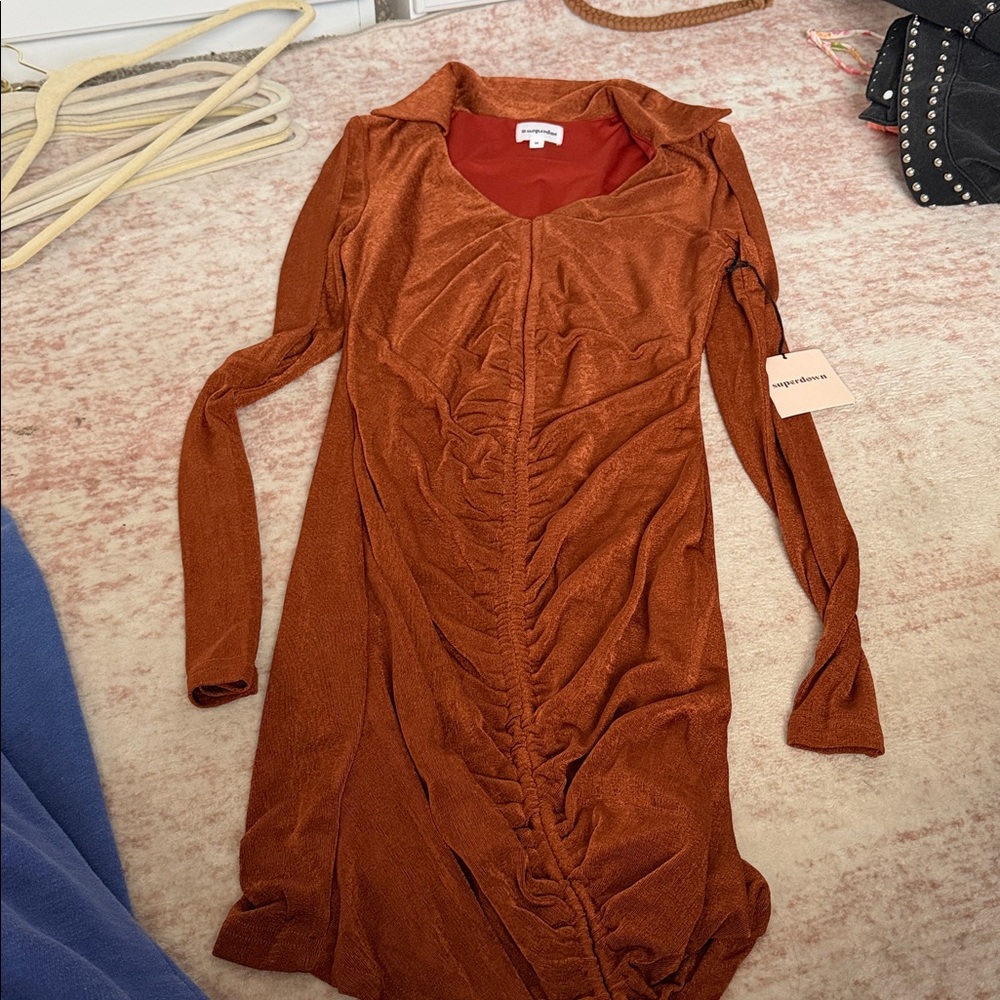 SUPERDOWN Penelope Ruched Mini Dress - Picture 3 of 4